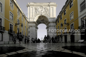 Lisbona_DSCF1098-bn
